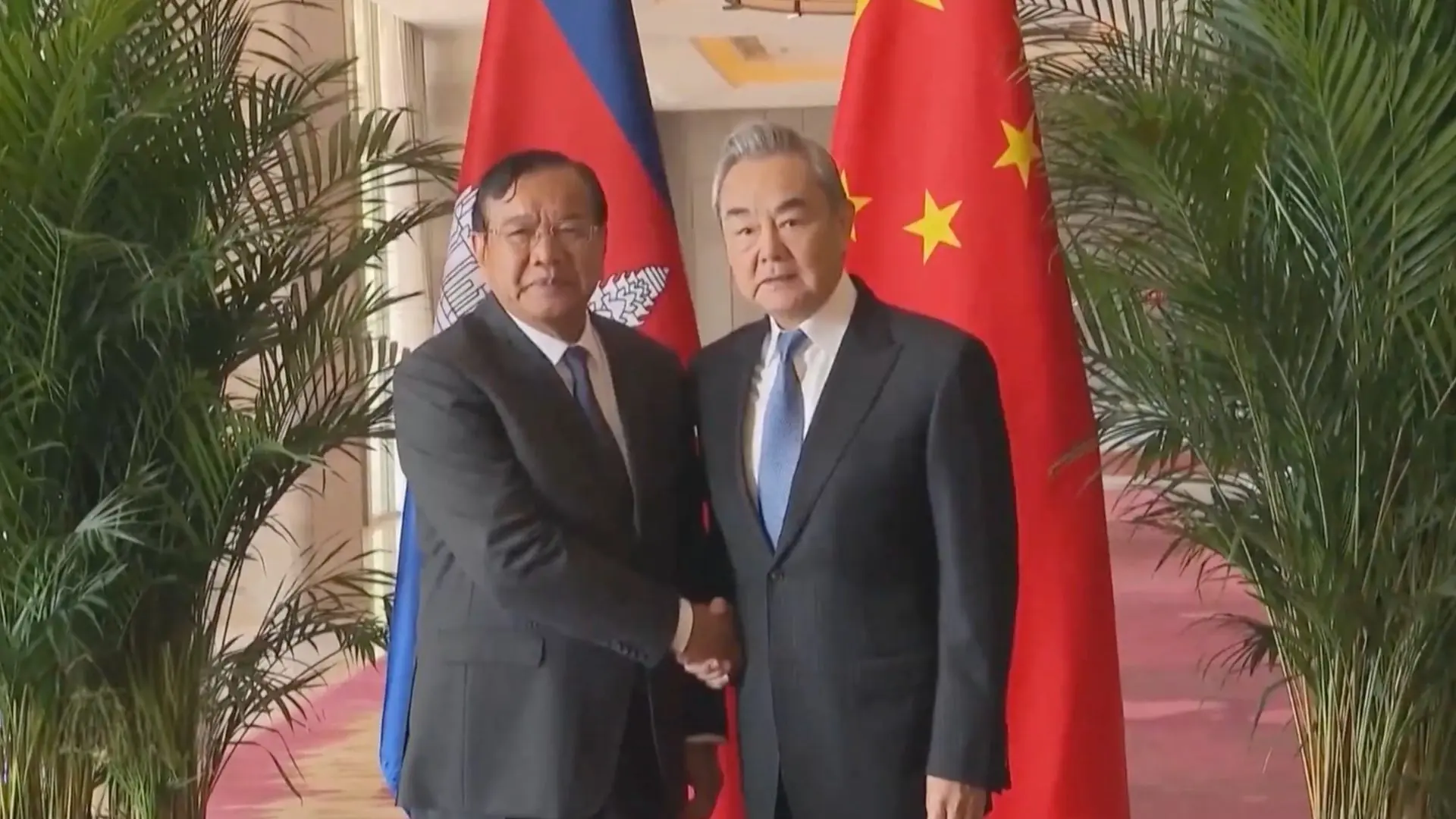 Trung Quốc thúc đẩy hòa bình biên giới Campuchia - Thái Lan